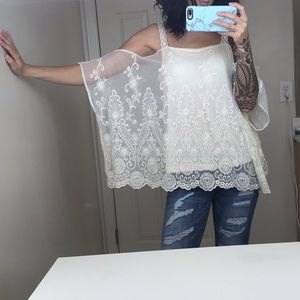 NWOT coco+jaimeson lace cold shoulder top